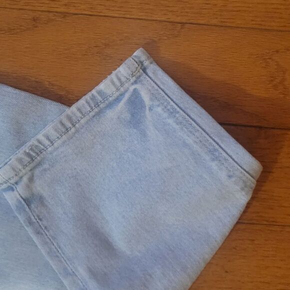 AMERICAN EAGLE SIZE 0 SHORT - HIGH RISE STRAIGHT STRETCH *ICE BLUE* - Picture 9 of 9
